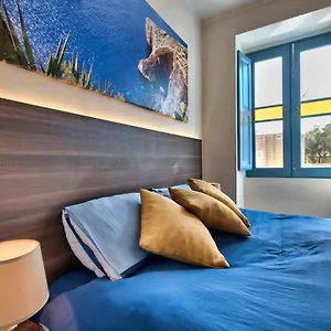 Pensjonat Central Suites St. Julian'S St. Julian's